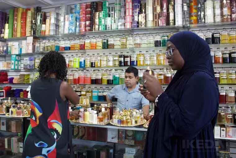 Top Perfume Notes in Middle East Market: Trends, Consumer Preferences & Sourcing Guide for Perfume Brands Luxury Arabian perfume collection for Middle East market